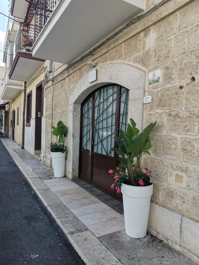 Bed and Breakfast Giusvinci Trani Exterior foto